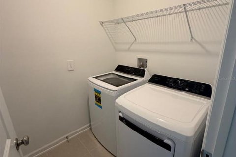 Touwnhouse à louer à Davenport, Floride: 3 chambres, 166.02 m2 № 2102088 - photo 22