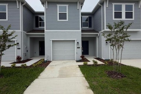 Touwnhouse à louer à Davenport, Floride: 3 chambres, 166.02 m2 № 2102088 - photo 2