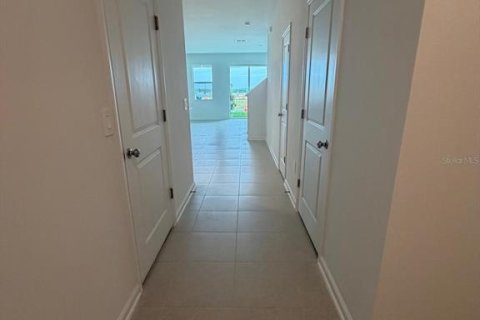 Touwnhouse à louer à Davenport, Floride: 3 chambres, 166.02 m2 № 2102088 - photo 12