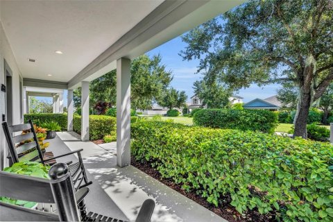 House in Winter Garden, Florida 3 bedrooms, 183.85 sq.m. № 1899125 - photo 6
