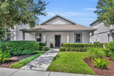 House in Winter Garden, Florida 3 bedrooms, 183.85 sq.m. № 1899125 - photo 2