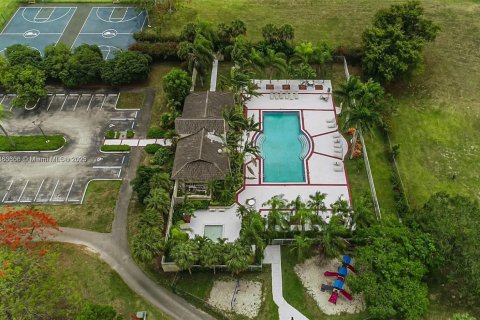Copropriété à louer à Miami, Floride: 2 chambres, 82.78 m2 № 1929277 - photo 27