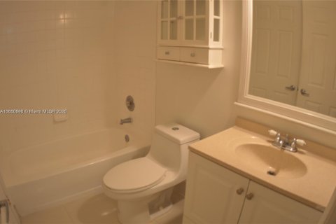 Copropriété à louer à Miami, Floride: 2 chambres, 82.78 m2 № 1929277 - photo 18