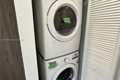 Villa ou maison à louer à Florida City, Floride: 5 chambres, 176.7 m2 № 1921395 - photo 10