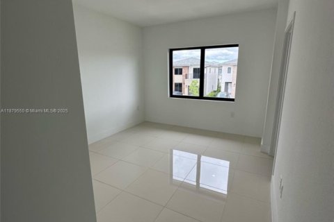 Villa ou maison à louer à Florida City, Floride: 5 chambres, 176.7 m2 № 1921395 - photo 20