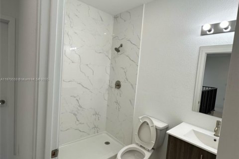 Villa ou maison à louer à Florida City, Floride: 5 chambres, 176.7 m2 № 1921395 - photo 15