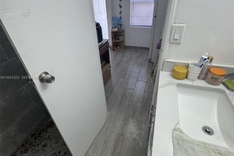 Appartement à louer à Miami, Floride: 1 chambre, 60.39 m2 № 1998089 - photo 6