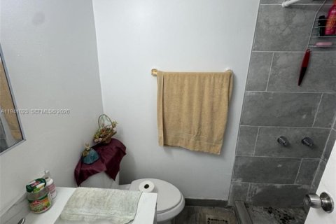 Appartement à louer à Miami, Floride: 1 chambre, 60.39 m2 № 1998089 - photo 4