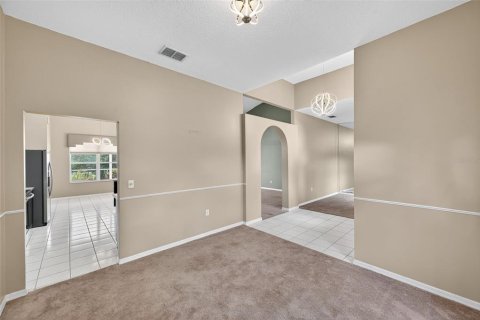 House in Valrico, Florida 4 bedrooms, 210.05 sq.m. № 1877487 - photo 11