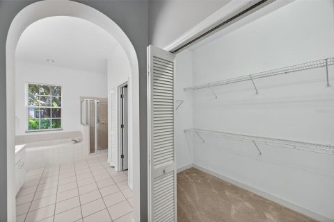 House in Valrico, Florida 4 bedrooms, 210.05 sq.m. № 1877487 - photo 28