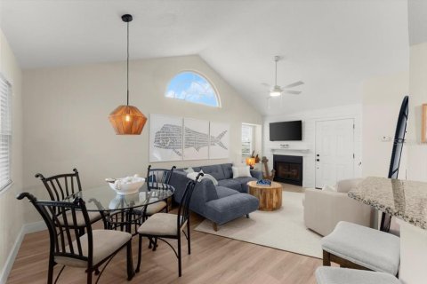 Copropriété à vendre à New Smyrna Beach, Floride: 2 chambres, 80.27 m2 № 1526766 - photo 4