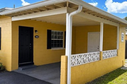 Condo in Orlando, Florida, 2 bedrooms № 2229303 - photo 2