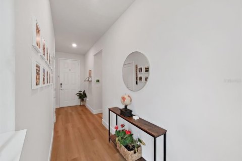 Villa ou maison à louer à Tampa, Floride: 4 chambres, 205.13 m2 № 1901565 - photo 11