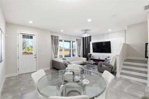 Touwnhouse à vendre à Kissimmee, Floride: 3 chambres, 148.92 m2 № 2141491 - photo 11