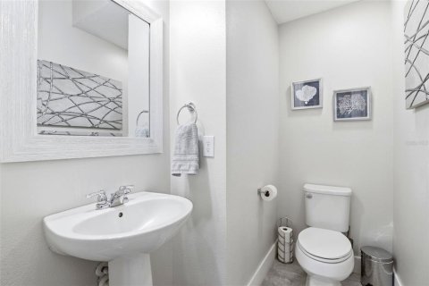 Touwnhouse à vendre à Kissimmee, Floride: 3 chambres, 148.92 m2 № 2141491 - photo 17