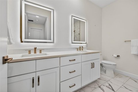 Copropriété à louer à Saint Petersburg, Floride: 2 chambres, 121.7 m2 № 2148384 - photo 13