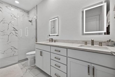 Copropriété à louer à Saint Petersburg, Floride: 2 chambres, 121.7 m2 № 2148384 - photo 11