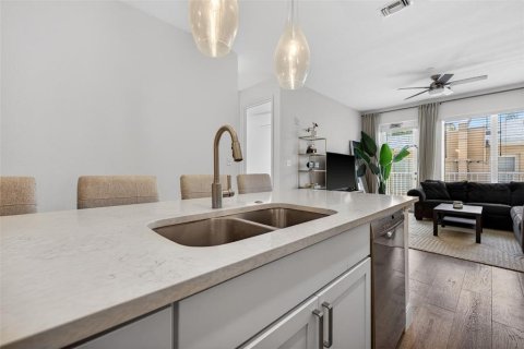 Copropriété à louer à Saint Petersburg, Floride: 2 chambres, 121.7 m2 № 2148384 - photo 5
