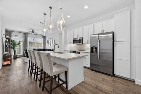 Copropriété à louer à Saint Petersburg, Floride: 2 chambres, 121.7 m2 № 2148384 - photo 3