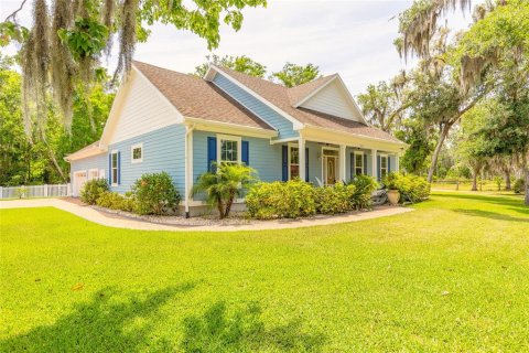 House in New Smyrna Beach, Florida 4 bedrooms, 219.81 sq.m. № 1648121 - photo 2