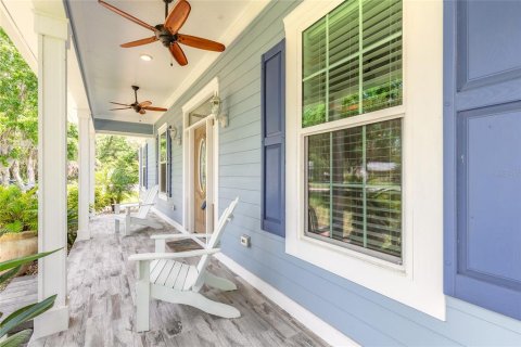 House in New Smyrna Beach, Florida 4 bedrooms, 219.81 sq.m. № 1648121 - photo 8