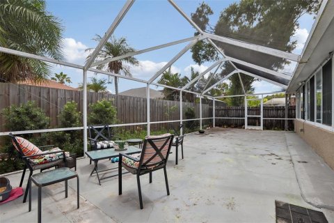 Villa ou maison à vendre à Tampa, Floride: 3 chambres, 204.38 m2 № 2149201 - photo 25