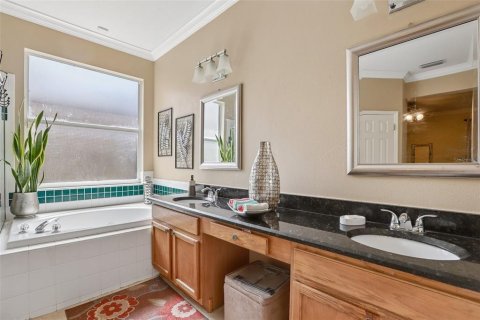 Villa ou maison à vendre à Tampa, Floride: 3 chambres, 204.38 m2 № 2149201 - photo 21