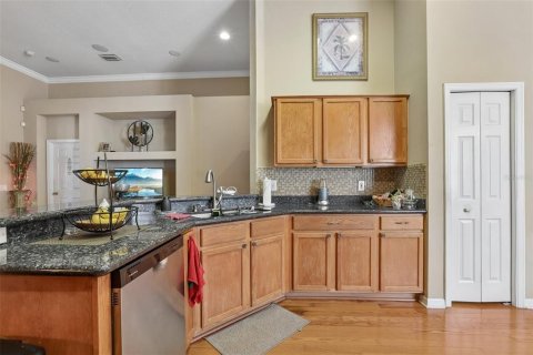 Villa ou maison à vendre à Tampa, Floride: 3 chambres, 204.38 m2 № 2149201 - photo 12