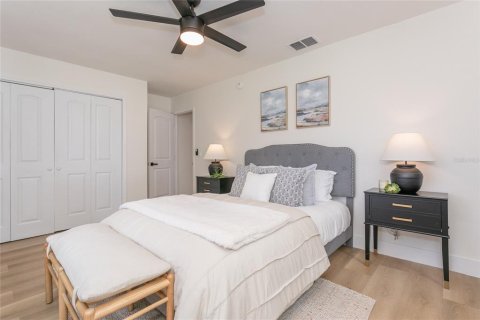 Casa en venta en Largo, Florida, 3 dormitorios, 165.83 m2 № 1918212 - foto 25
