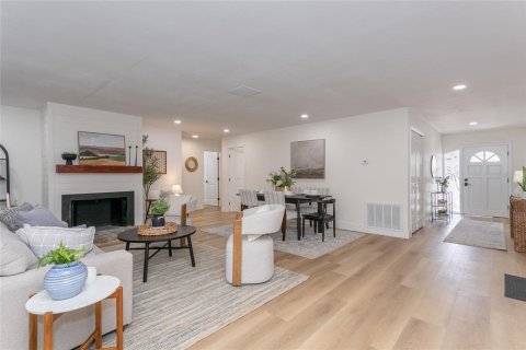 Casa en venta en Largo, Florida, 3 dormitorios, 165.83 m2 № 1918212 - foto 14