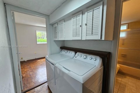 Copropriété à louer à Miami, Floride: 2 chambres, 67.35 m2 № 2086043 - photo 5