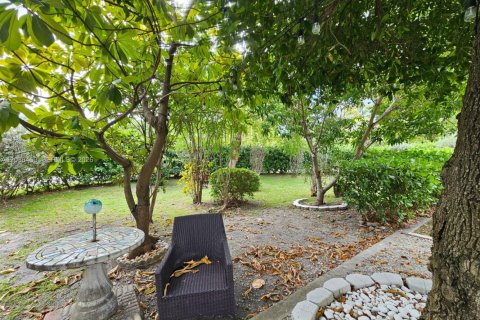 Copropriété à louer à Miami, Floride: 2 chambres, 67.35 m2 № 2086043 - photo 10