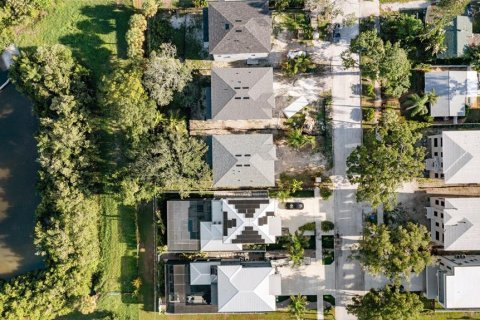 Villa ou maison à vendre à Gulfport, Floride: 4 chambres, 276.85 m2 № 2324814 - photo 18