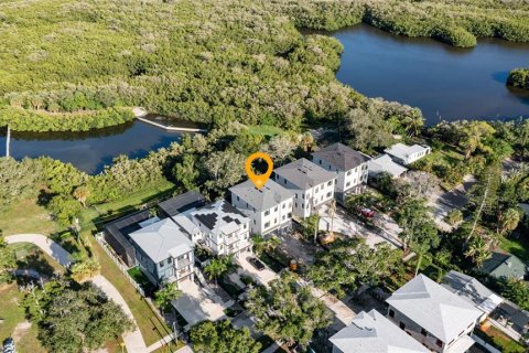 Villa ou maison à vendre à Gulfport, Floride: 4 chambres, 276.85 m2 № 2324814 - photo 21