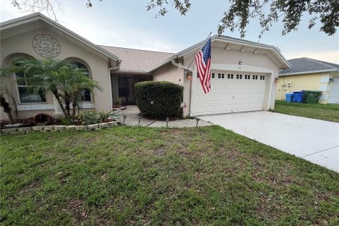 Casa en venta en Bradenton, Florida, 3 dormitorios, 137.5 m2 № 2210527 - foto 2