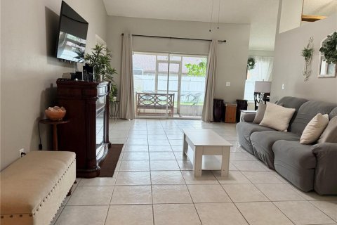 Casa en venta en Bradenton, Florida, 3 dormitorios, 137.5 m2 № 2210527 - foto 3