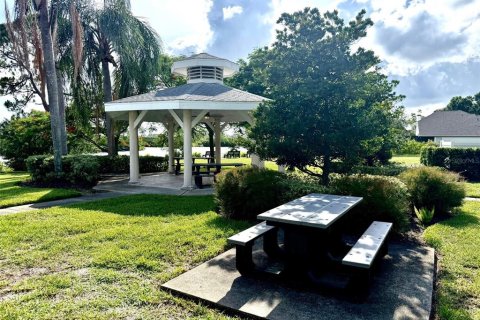 Casa en venta en Bradenton, Florida, 3 dormitorios, 137.5 m2 № 2210527 - foto 17