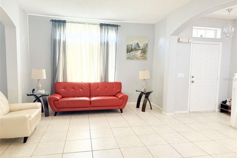 Townhouse in Orlando, Florida 3 bedrooms, 200.76 sq.m. № 1885494 - photo 2