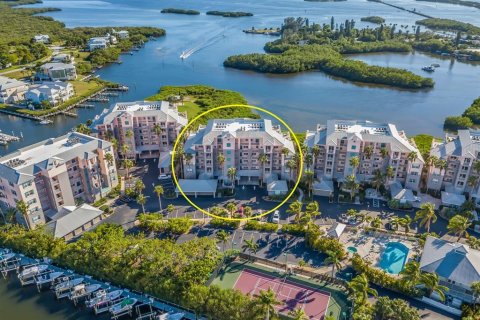 Condominio en alquiler en Placida, Florida, 2 dormitorios, 135.27 m2 № 1884081 - foto 1