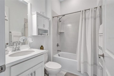 Villa ou maison à vendre à Bradenton, Floride: 3 chambres, 221.01 m2 № 1796506 - photo 18