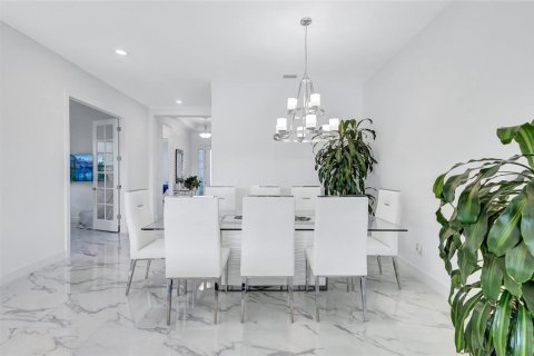 Villa ou maison à vendre à Bradenton, Floride: 3 chambres, 221.01 m2 № 1796506 - photo 8