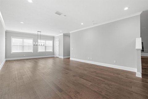Купить таунхаус в Сент-Питерсберг, Флорида 4 комнаты, 220.74м2, № 2109330 - фото 17
