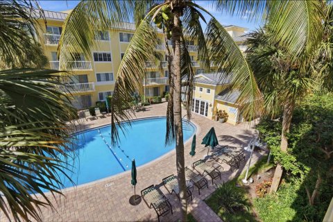 Condominio en Fort Lauderdale, Florida, 2 dormitorios  № 2078640