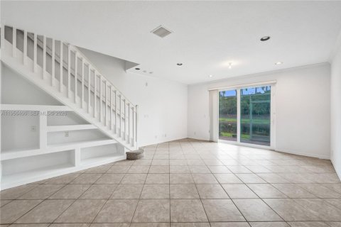 Adosado en venta en Weston, Florida, 4 dormitorios, 171.96 m2 № 2011170 - foto 9
