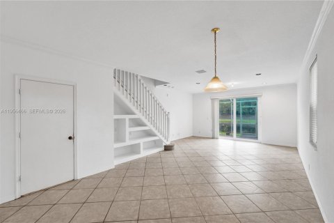 Adosado en venta en Weston, Florida, 4 dormitorios, 171.96 m2 № 2011170 - foto 10