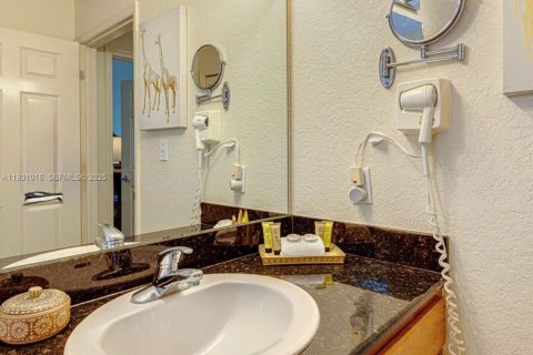 Hôtel, hôtellerie à vendre à Orlando, Floride: 3 chambres № 1989963 - photo 24