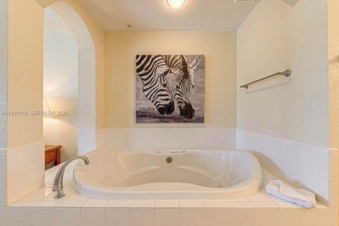 Hôtel, hôtellerie à vendre à Orlando, Floride: 3 chambres № 1989963 - photo 16