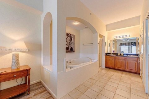 Hôtel, hôtellerie à vendre à Orlando, Floride: 3 chambres № 1989963 - photo 17