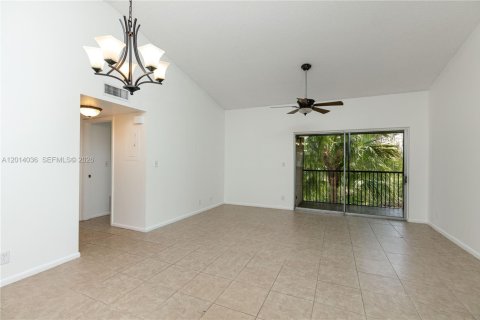 Copropriété à louer à Pompano Beach, Floride: 2 chambres, 86.4 m2 № 2076044 - photo 3