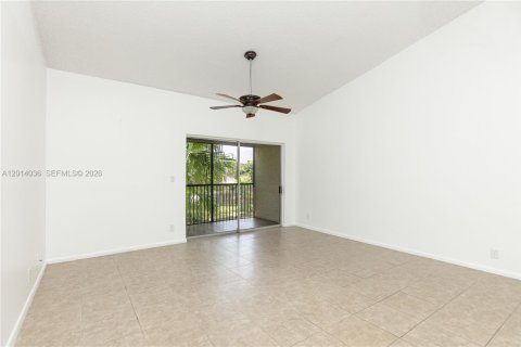 Copropriété à louer à Pompano Beach, Floride: 2 chambres, 86.4 m2 № 2076044 - photo 2